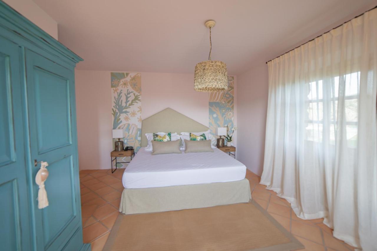 Hotel Borgo Smeraldo Arzachena Bagian luar foto