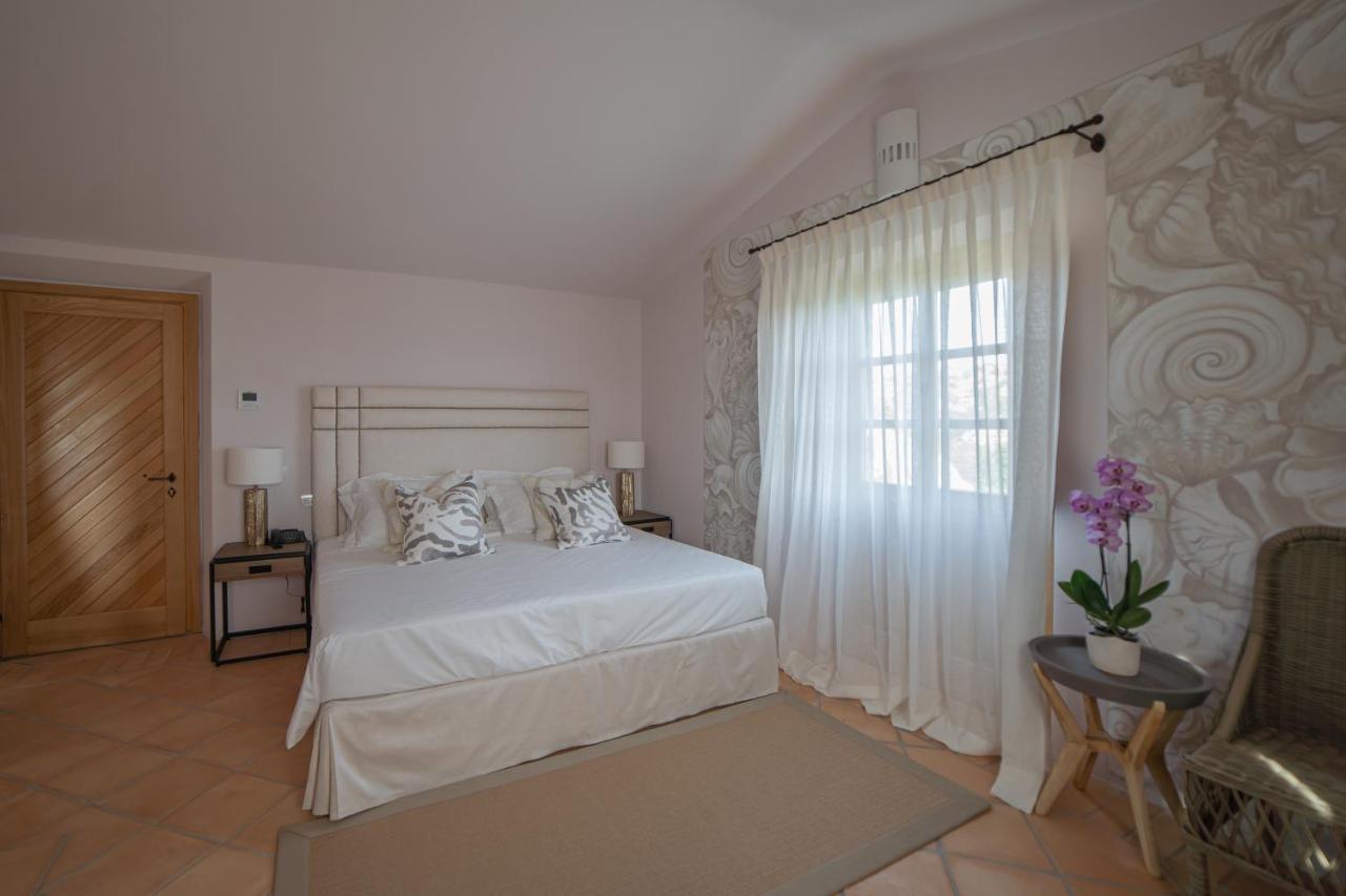 Hotel Borgo Smeraldo Arzachena Bagian luar foto