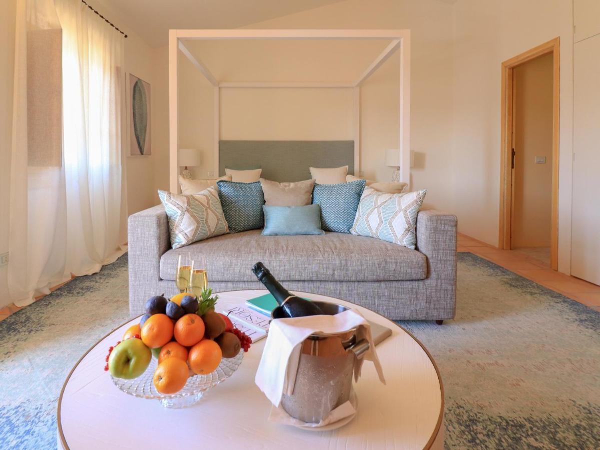 Hotel Borgo Smeraldo Arzachena Bagian luar foto