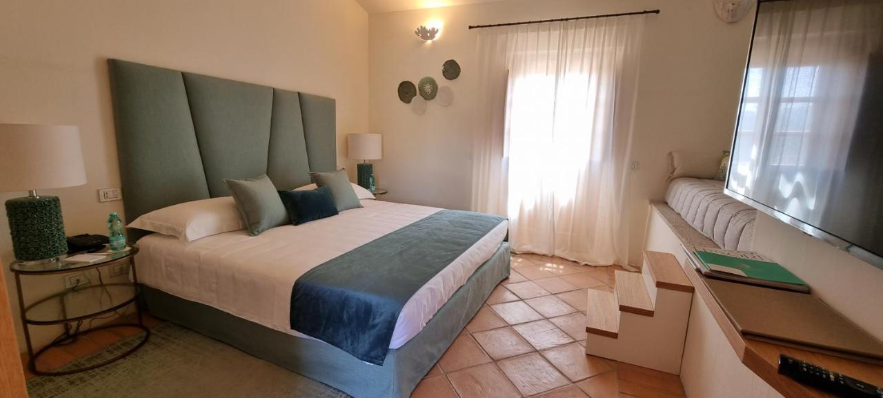 Hotel Borgo Smeraldo Arzachena Bagian luar foto