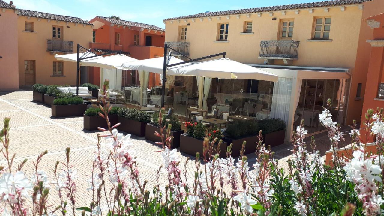 Hotel Borgo Smeraldo Arzachena Bagian luar foto